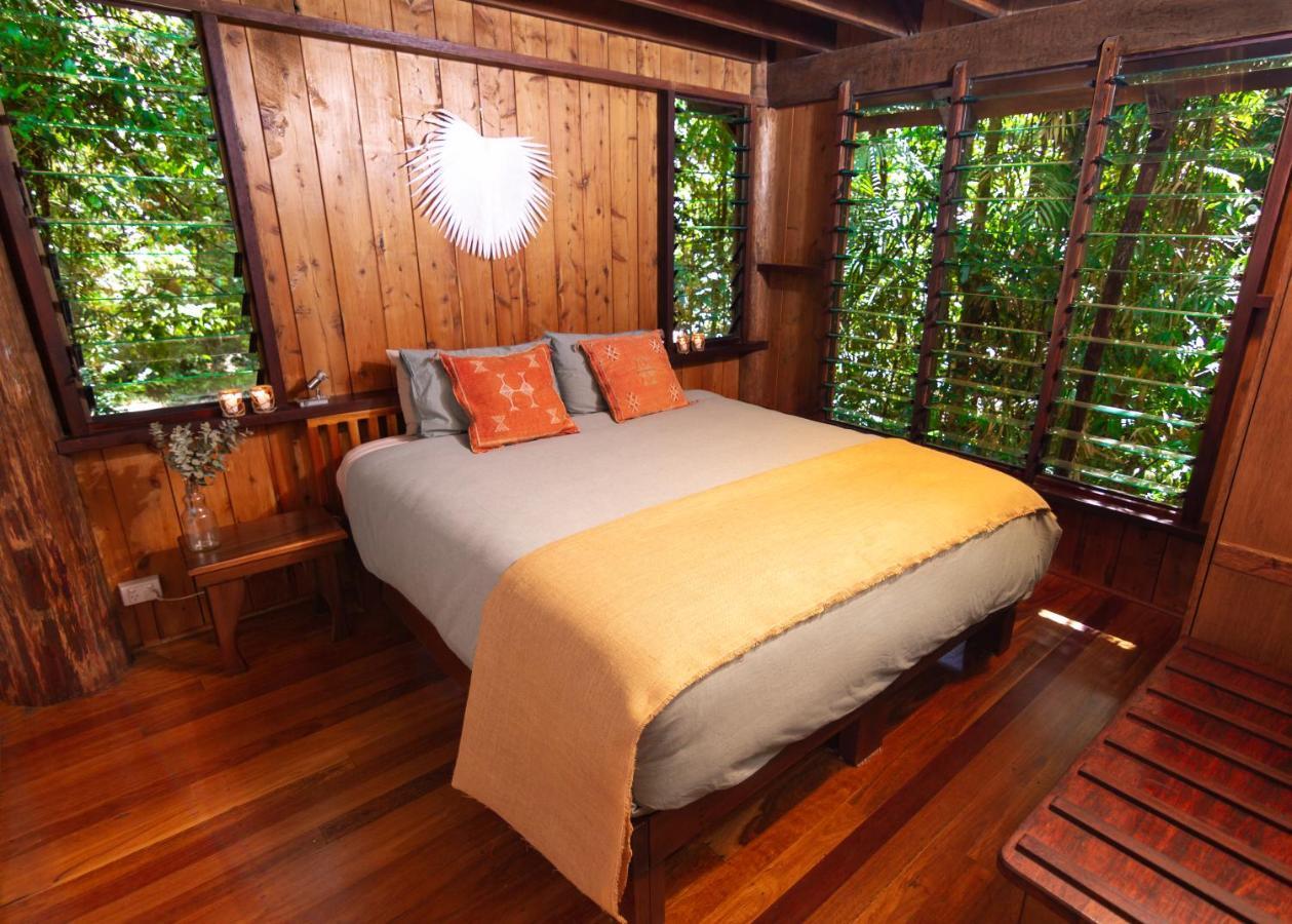 The Canopy Rainforest Treehouses & Wildlife Sanctuary Tarzali Экстерьер фото